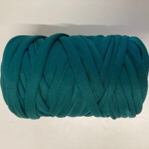 Medium T-Shirt Recycled Jersey Knitting Crochet Rug Yarn Bottle