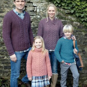 Sirdar Knitting Pattern - Hayfield Bonus Aran, Sweaters 7142