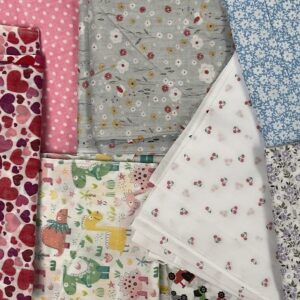 Assorted POLYCOTTON PLAIN AND DESIGNS Fabric Material Waste Offcuts 500g